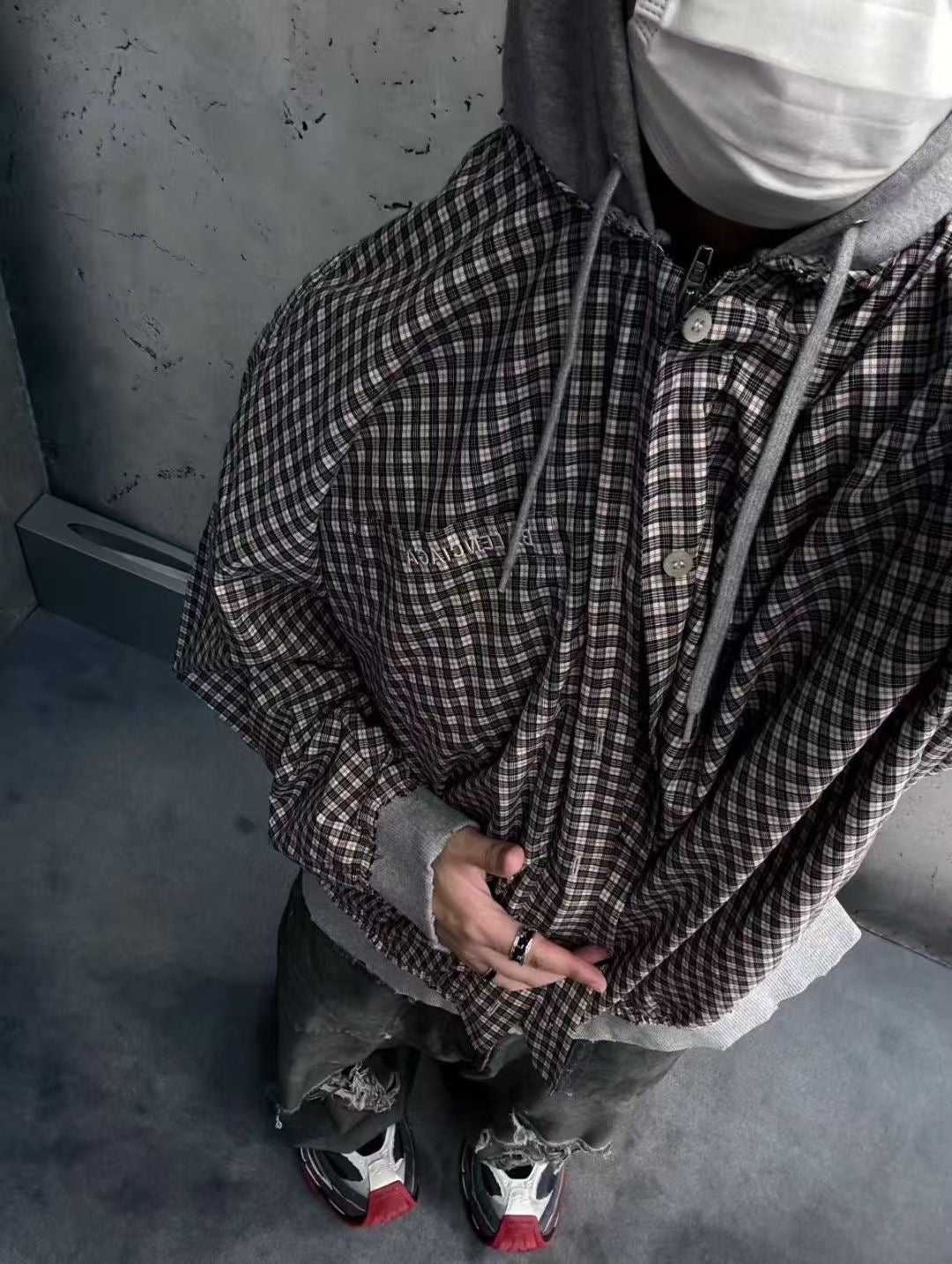 체인2호 / 발렌시아가 남성 후드 자켓