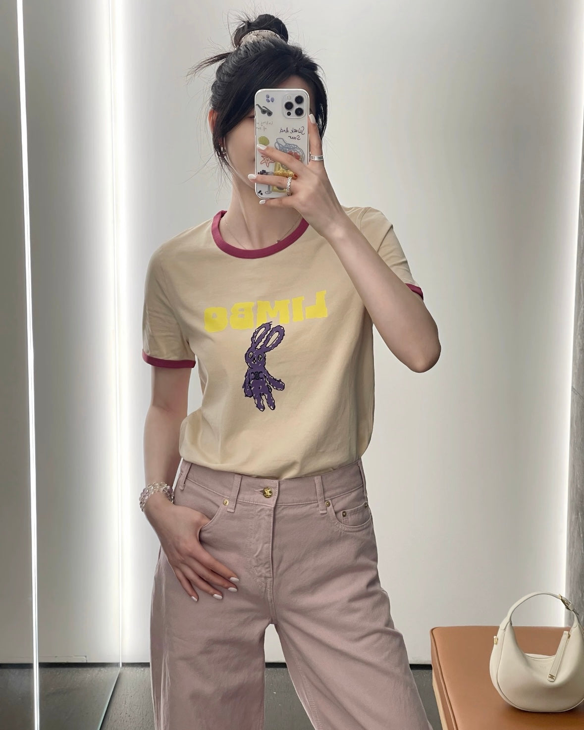 체인2호 / 셀린느 여성 토끼 프린트 반팔 티셔츠
