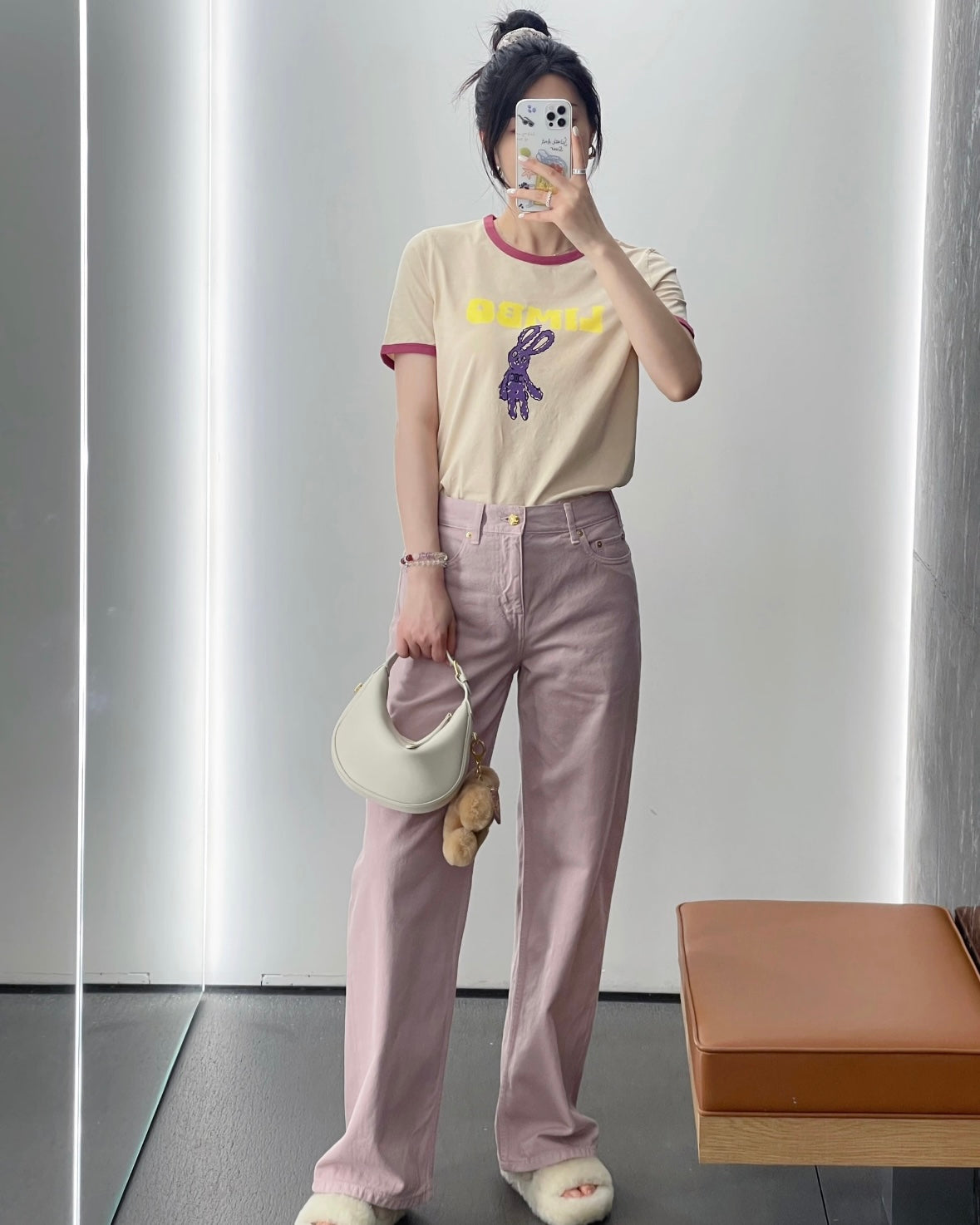 체인2호 / 셀린느 여성 토끼 프린트 반팔 티셔츠