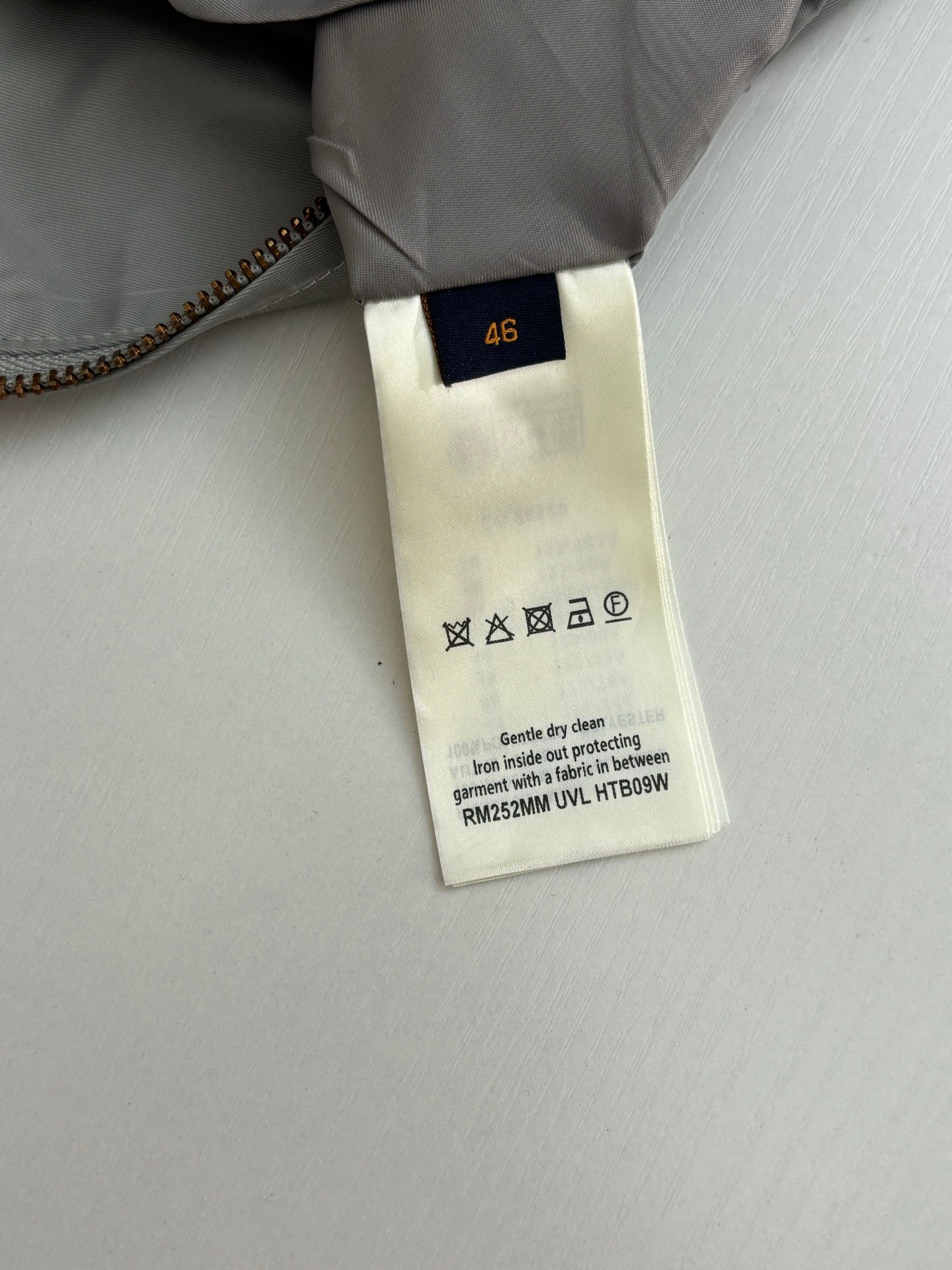 체인2호 / 루이비통 남성 신상 나일론 패치 자켓