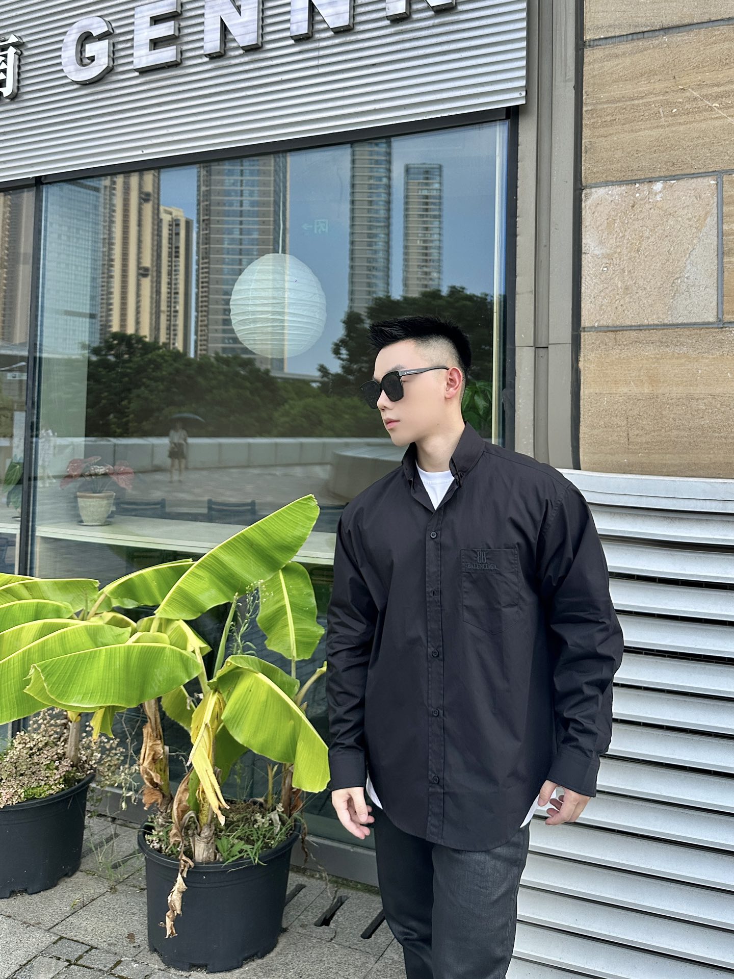 GTR / 발렌시아가 남성 BB 자수 셔츠