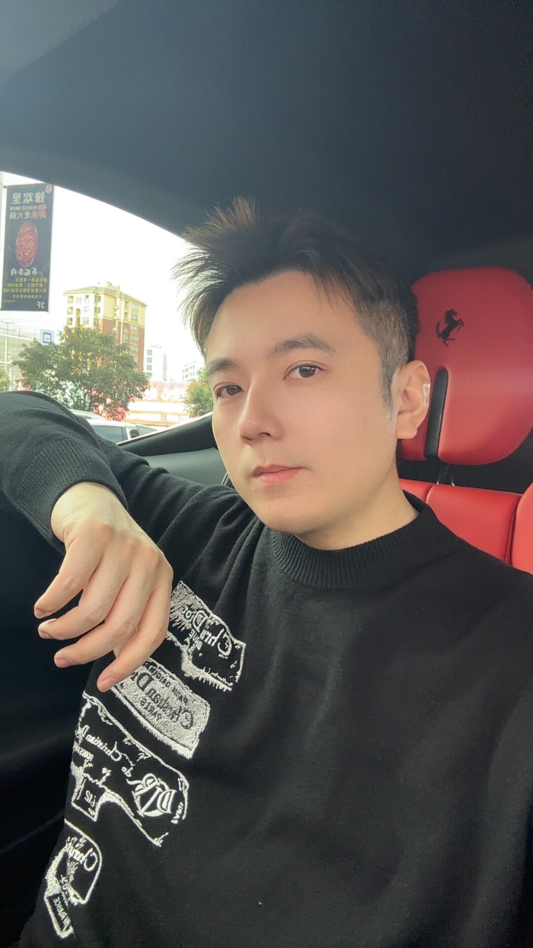 GTR / 디올 남성 여성 자수 로고 울 니트
