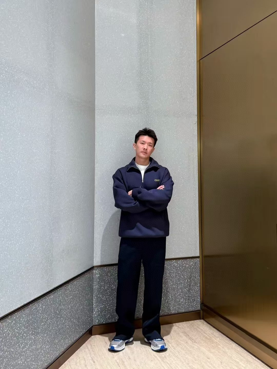 체인2호 / 구찌 남성 여성 반지퍼 맨투맨