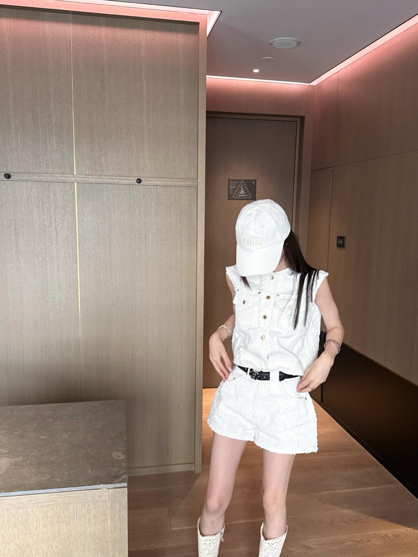 R공장 / 루이비통 여성 민소매 데님 자켓