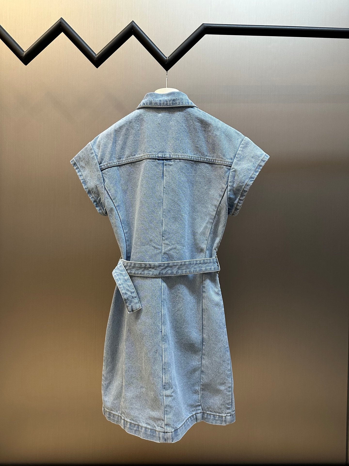 체인2호 / 디올 여성 쇼트 셔츠형 원피스