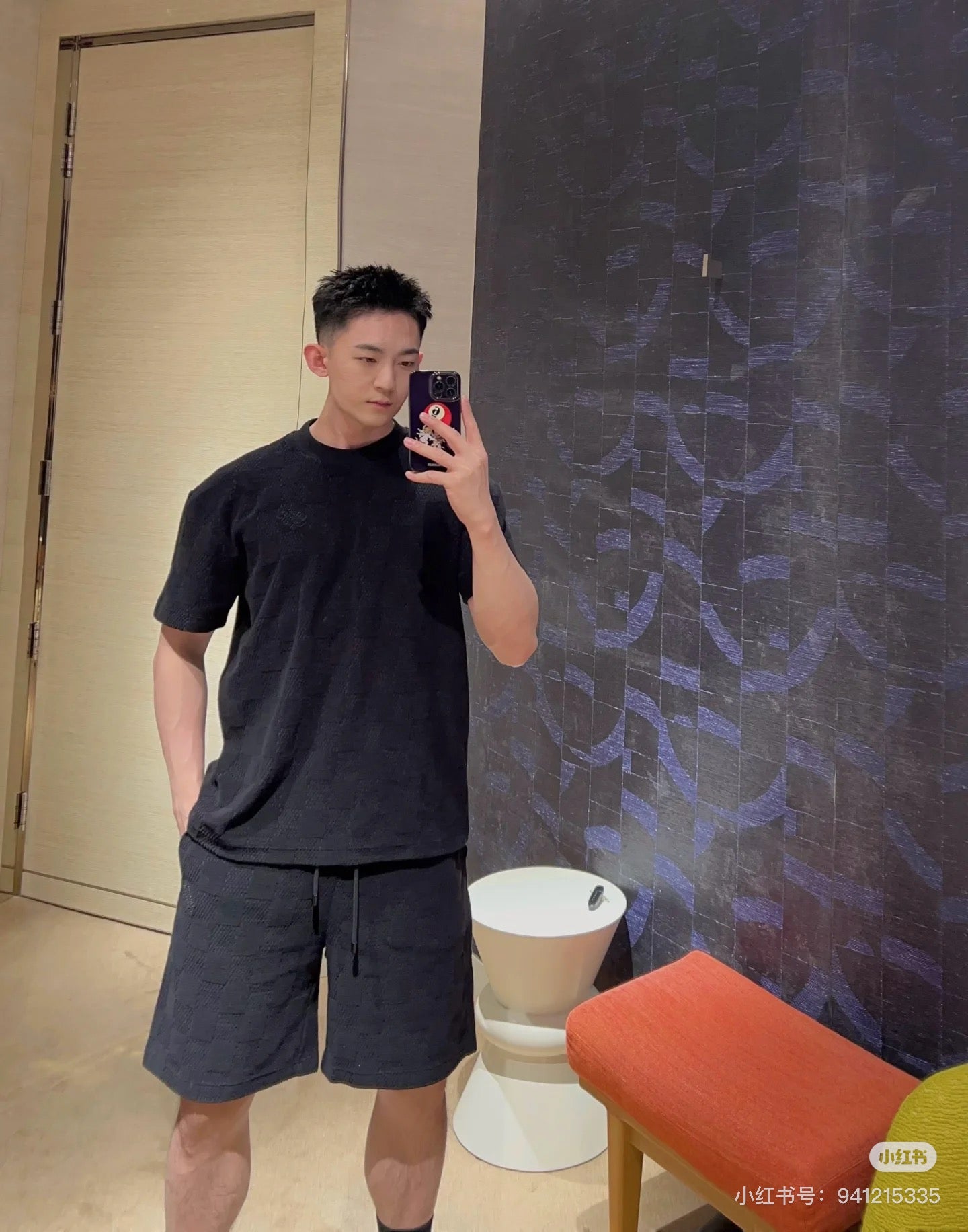 체인2호 / 루이비통 남성 여성 체크 라운드 반팔 티셔츠