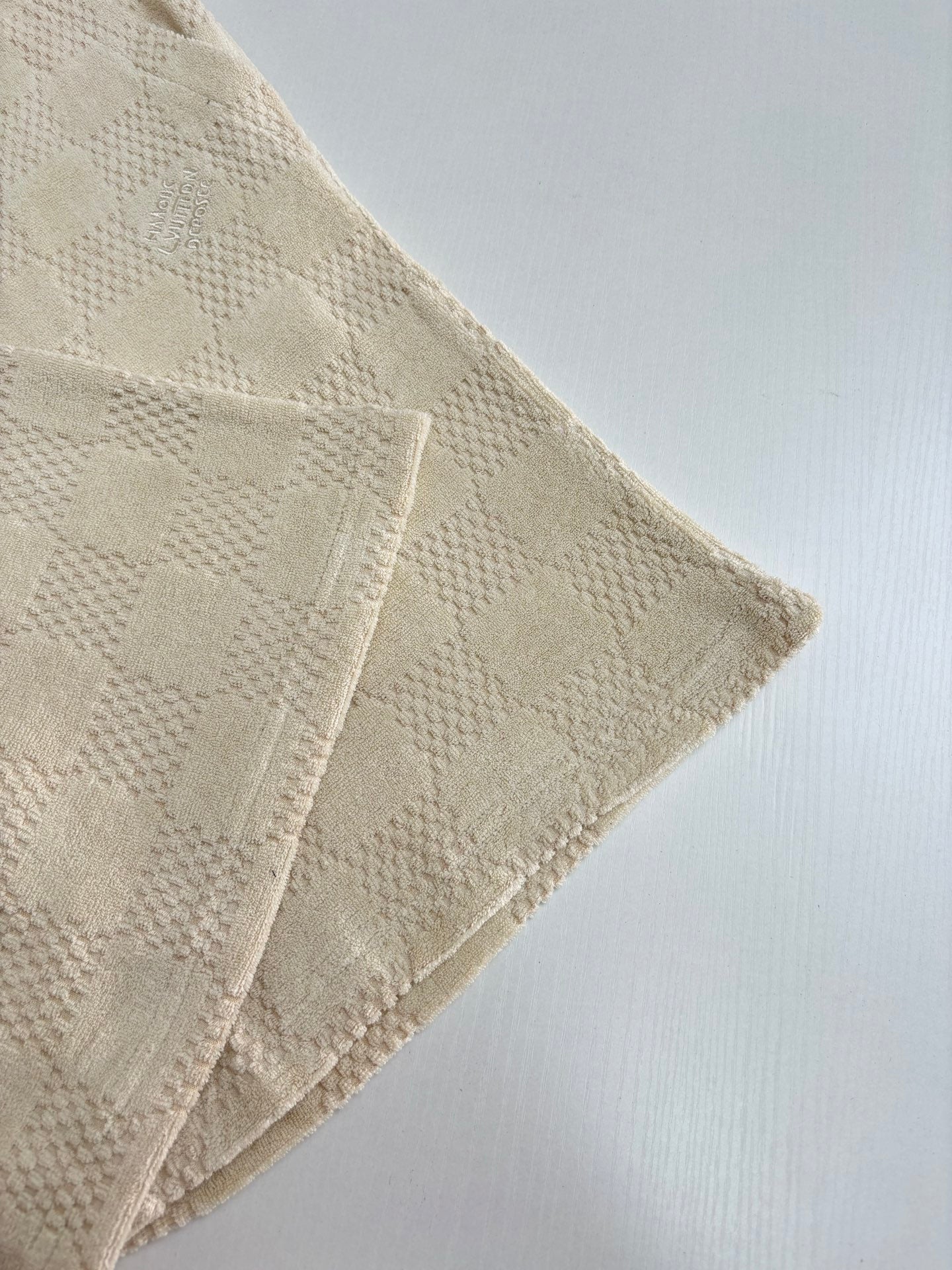 체인2호 / 루이비통 남성 여성 체크 바둑판 반바지