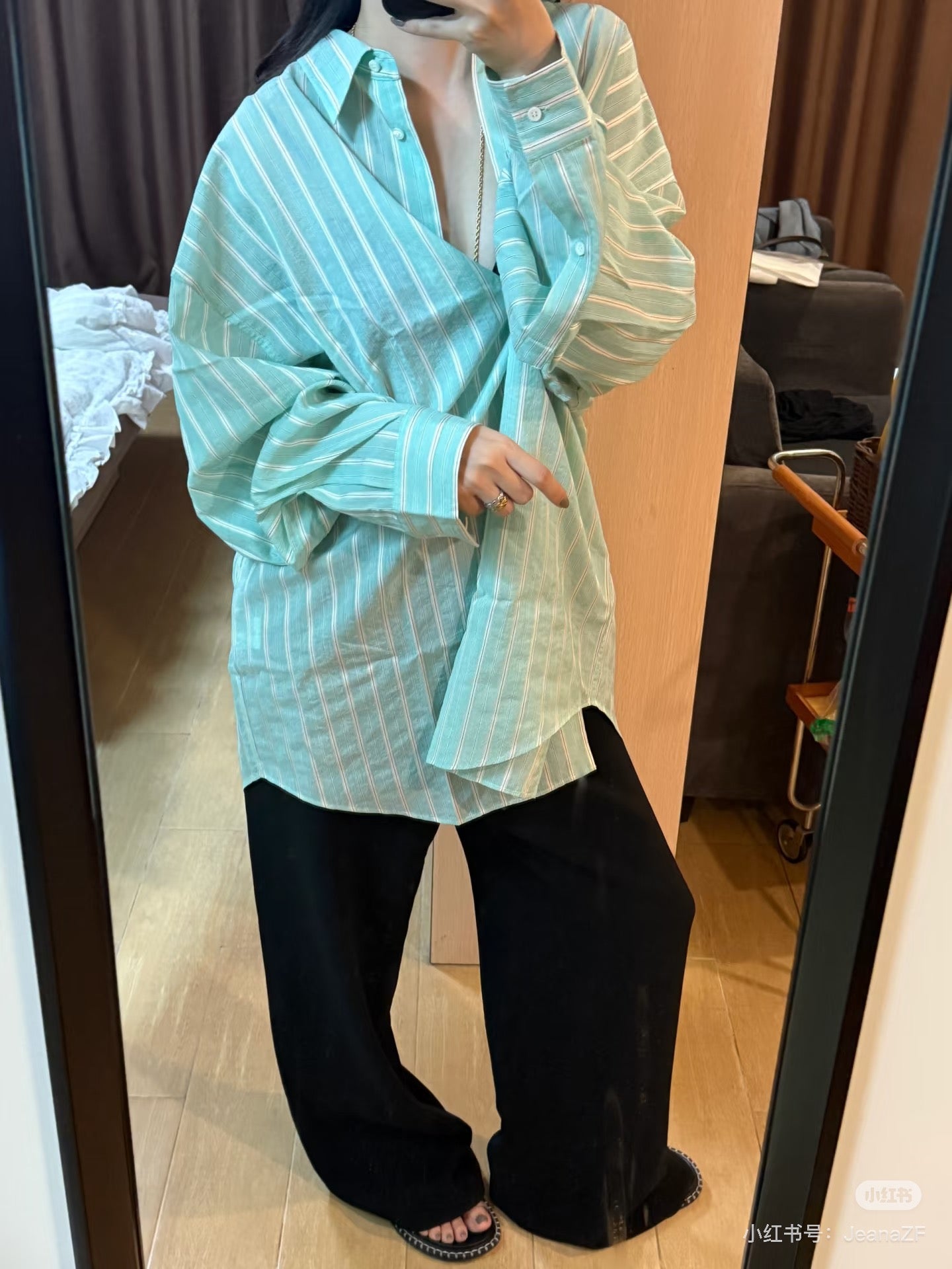 체인2호 / 발렌시아가 여성 스트라이프 셔츠