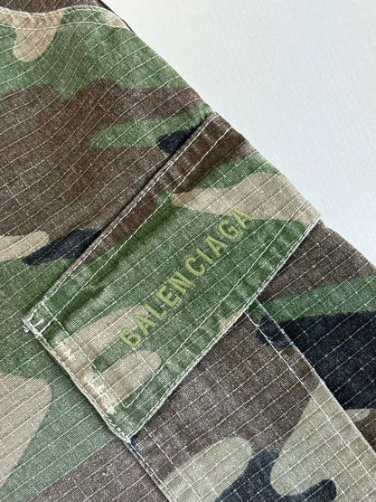 체인2호 / 발렌시아가 남성 다포켓 바지