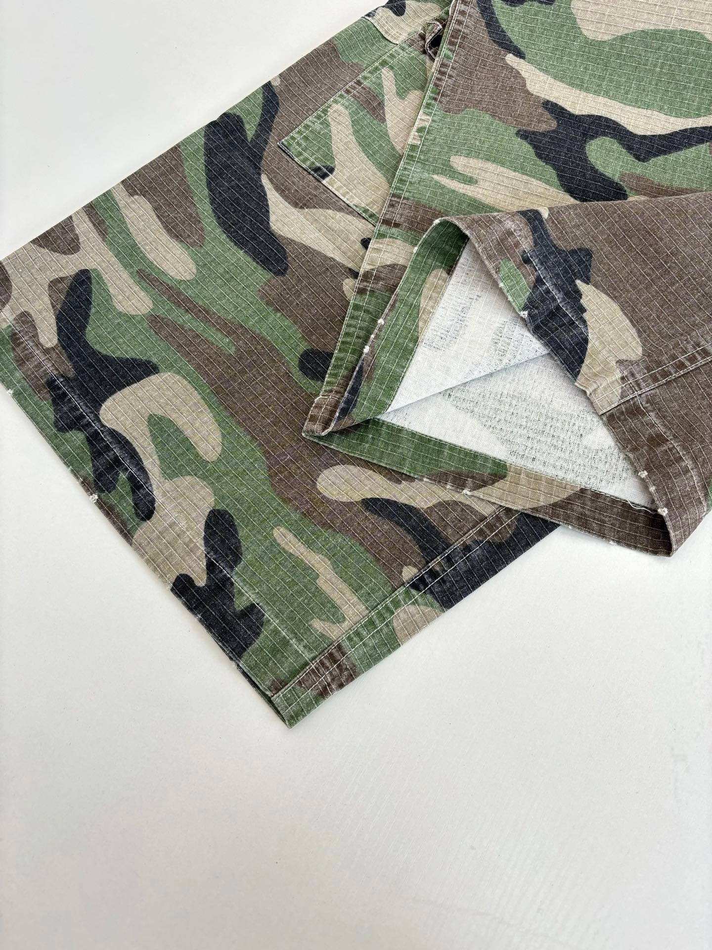 체인2호 / 발렌시아가 남성 다포켓 바지