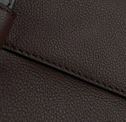 양 공장 / 프라다 버킷백