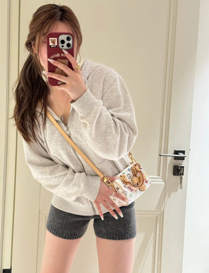 양 공장 / 루이비통 베개 가방