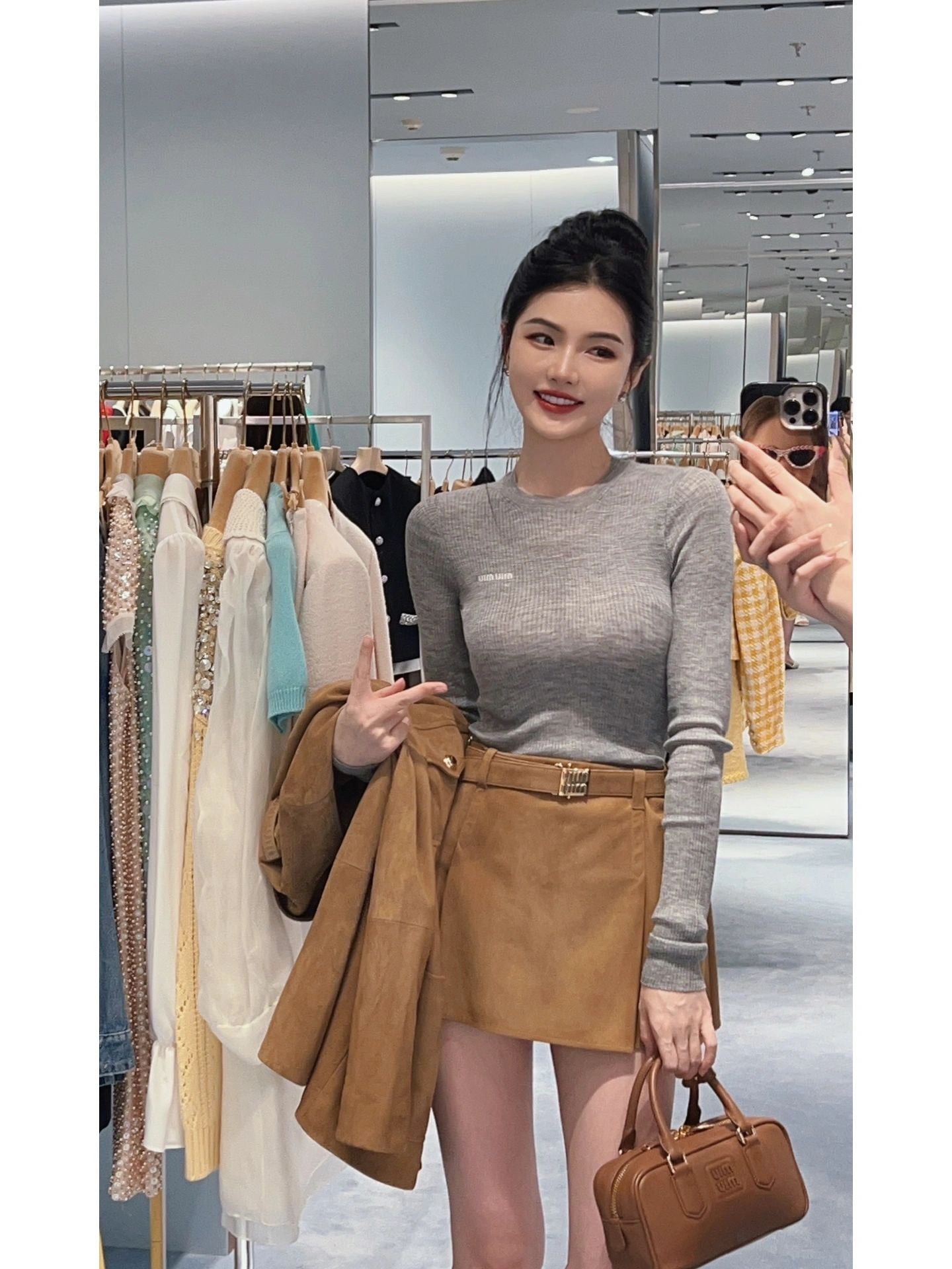 양 공장 / 미우미우 스몰 사이즈 블랙 볼링백
