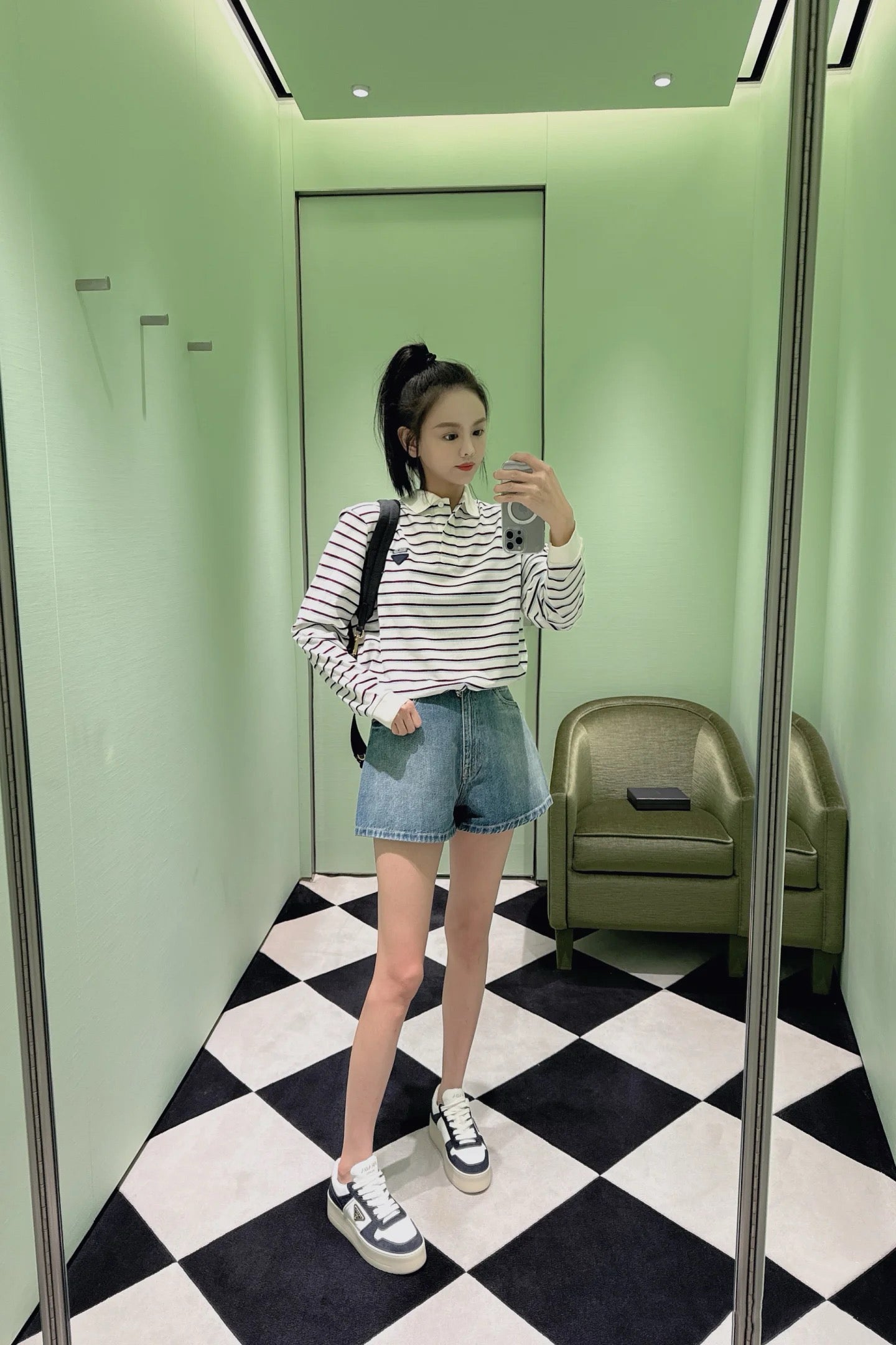 티모 공장 / 프라다 여성 스트라이프 폴로넥 긴팔 셔츠