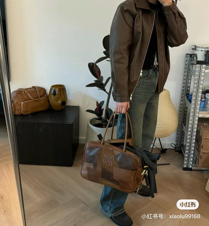 양 공장 / 미우미우 패치 서류가방