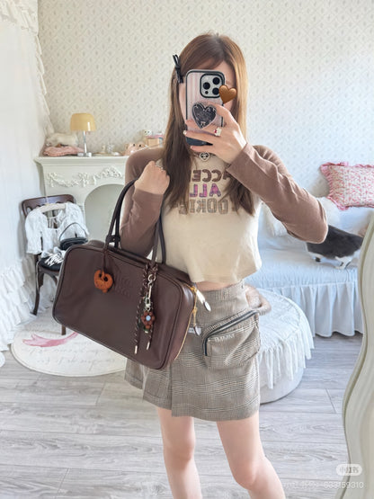 양 공장 / 미우미우 커피 볼링백
