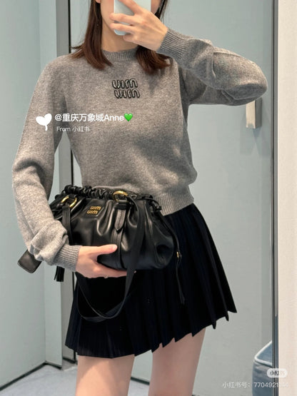 양 공장 / 미우미우 물만두 가방