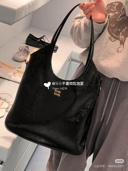 양 공장 / 미우미우 스몰 토트백