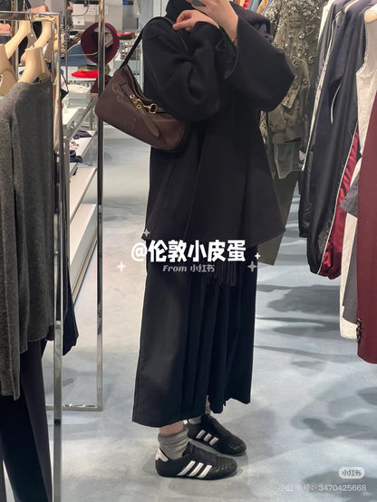 양 공장 / 미우미우 겨드랑이 가방