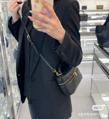 양 공장 / 생로랑 미니 파우치