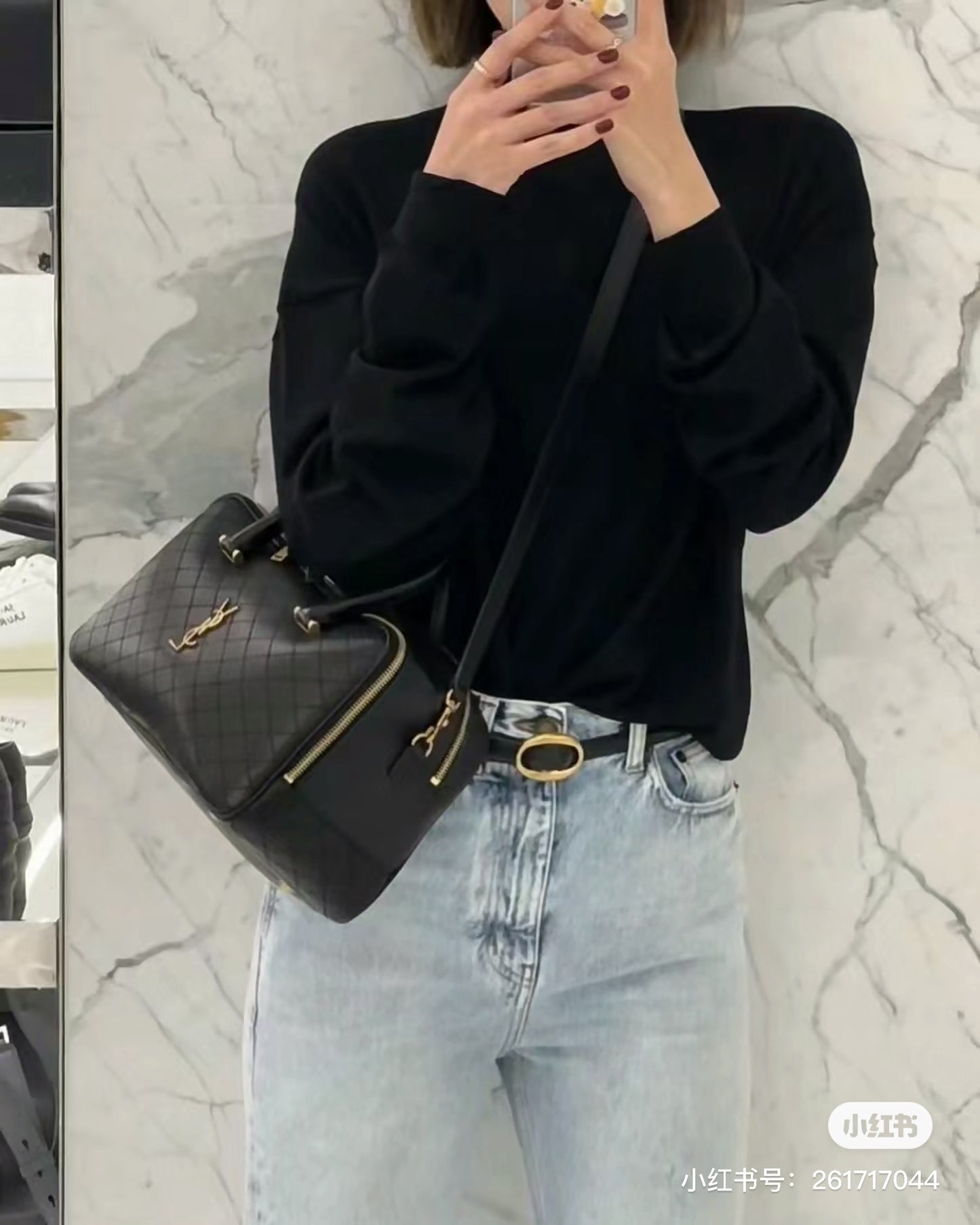 양 공장 / 생로랑 볼링백