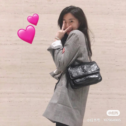 양 공장 / 생로랑 체인 백