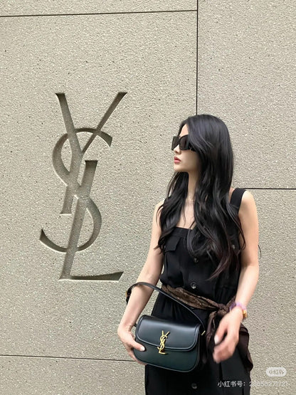 양 공장 / 생로랑 겨드랑이 가방
