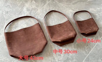 양 공장 / The Row 버킷백