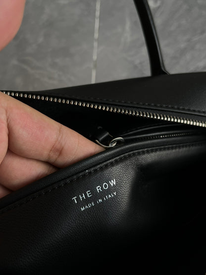 양 공장 / The Row 겨드랑이 가방