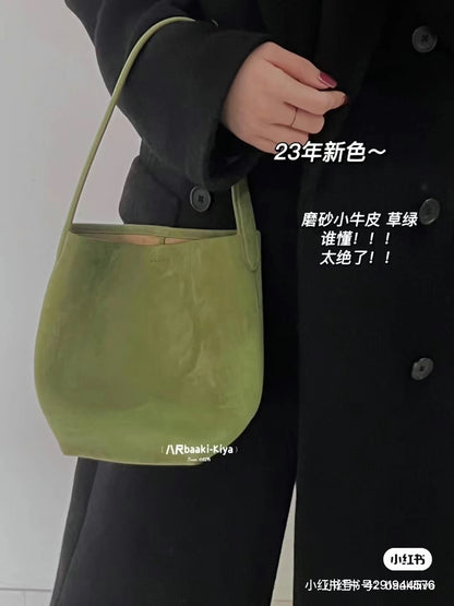 양 공장 / The Row 버킷백