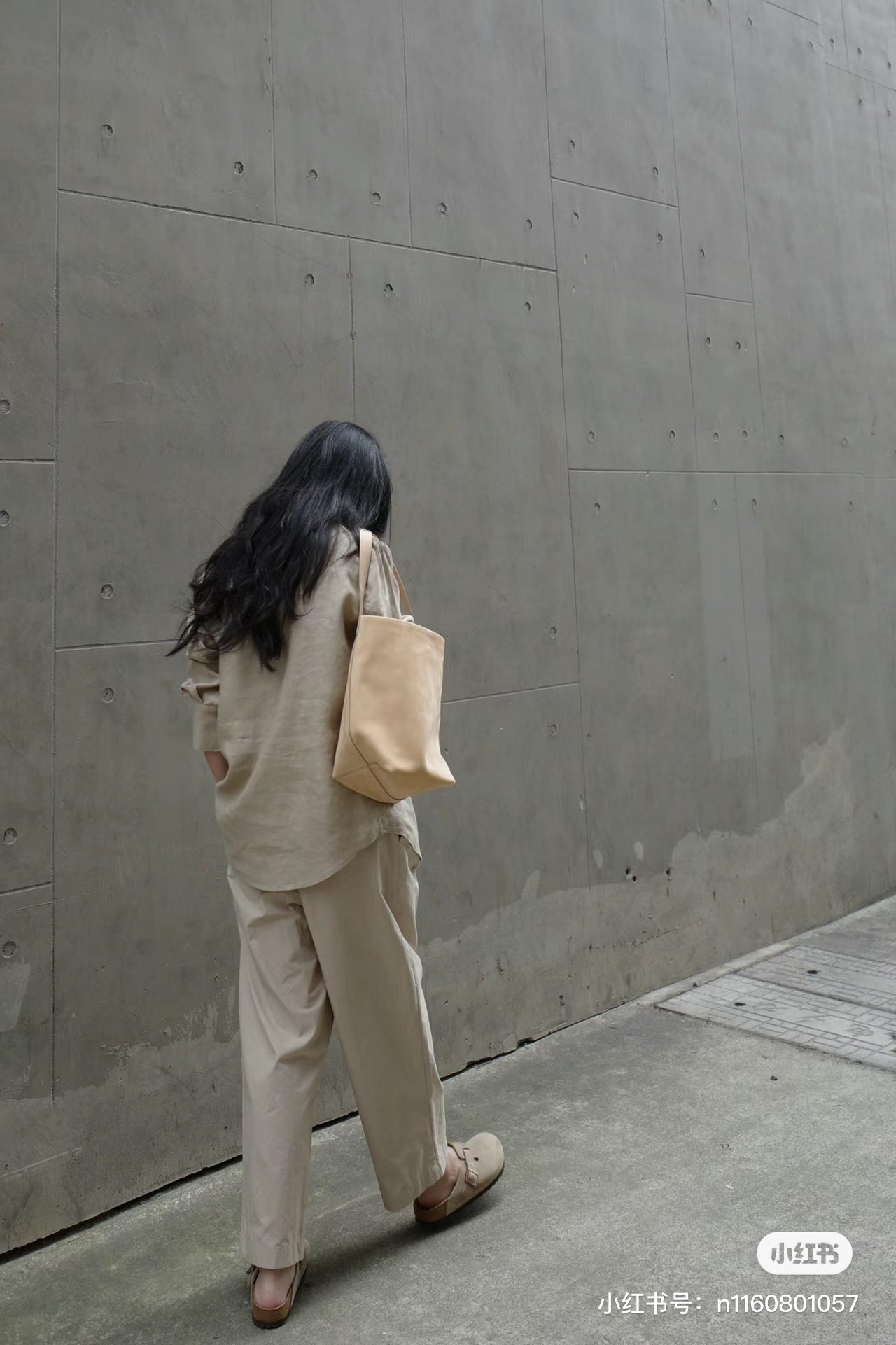 양 공장 / The Row 버킷백