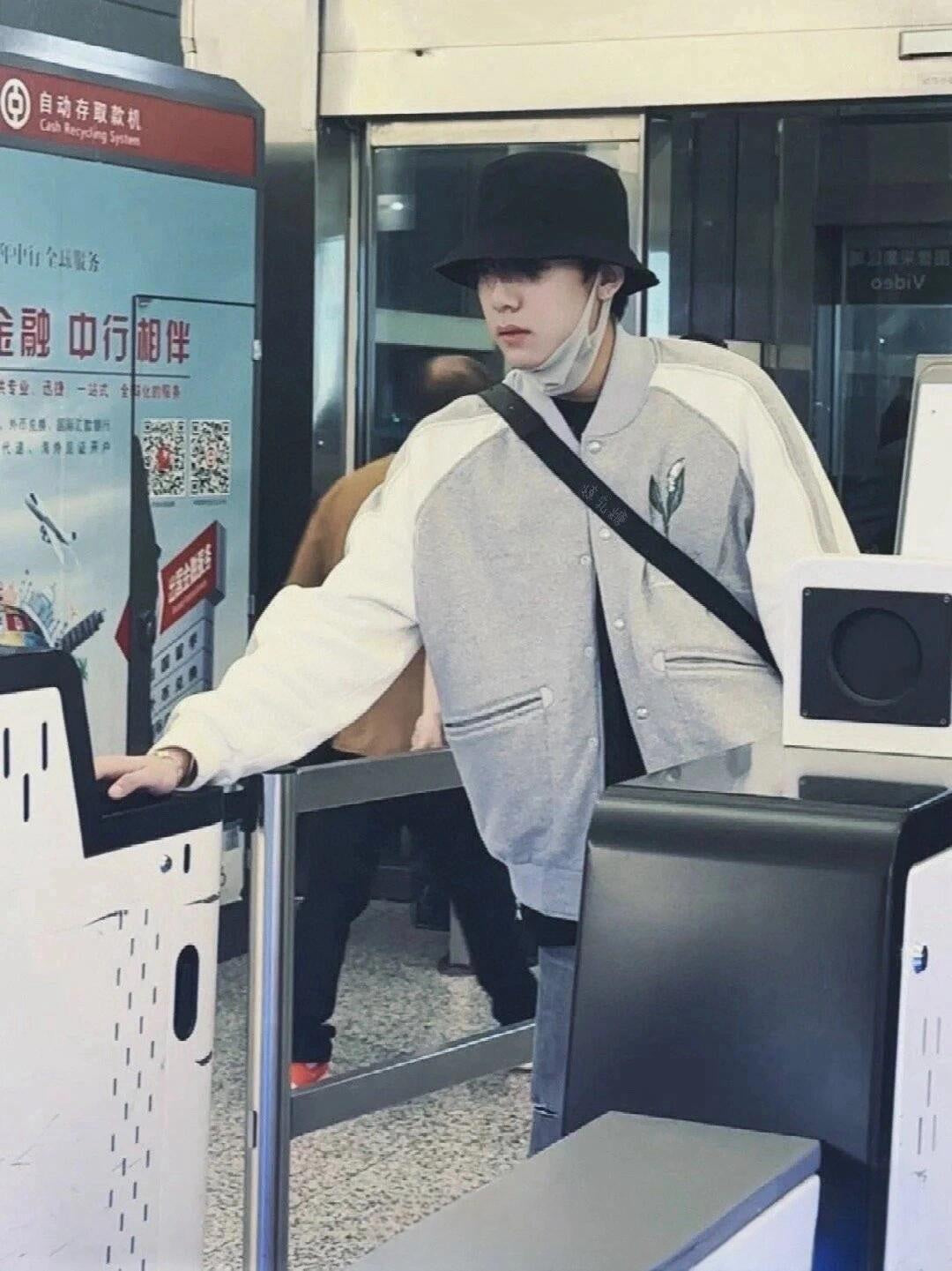 GTR / 디올 남성 여성 야구 점퍼