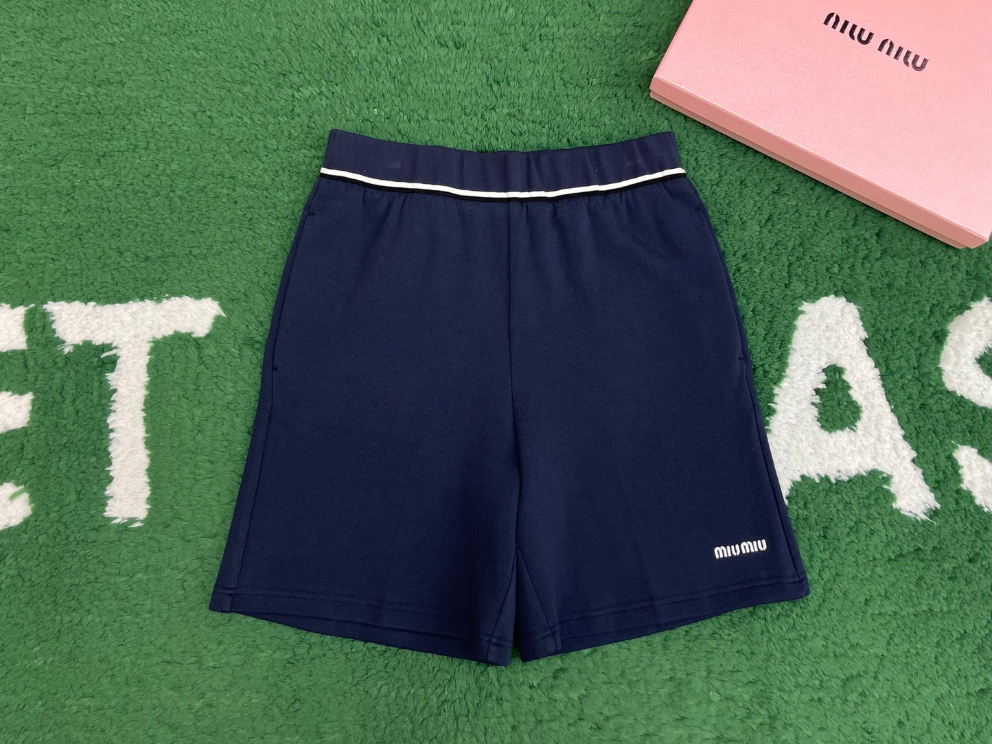 R공장 / 미우미우 남성 여성 캐주얼 반바지