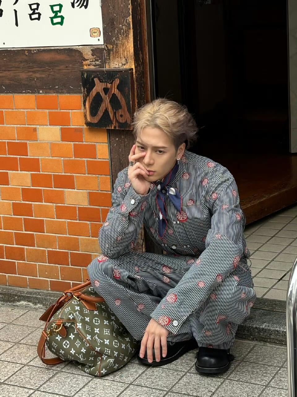 R공장 / 루이비통 남성 카고 재킷