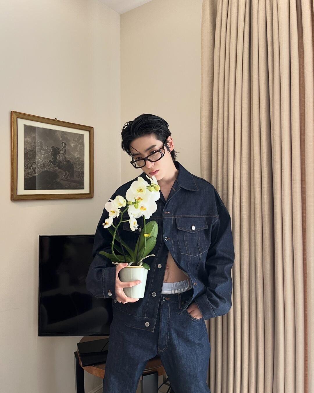 R공장 / 프라다 남성 트리밍 데님 팬츠