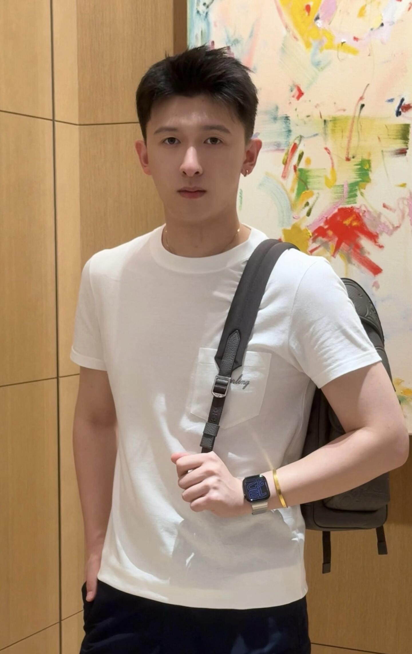 R공장 / 디올 남성 여성 그레이 반팔