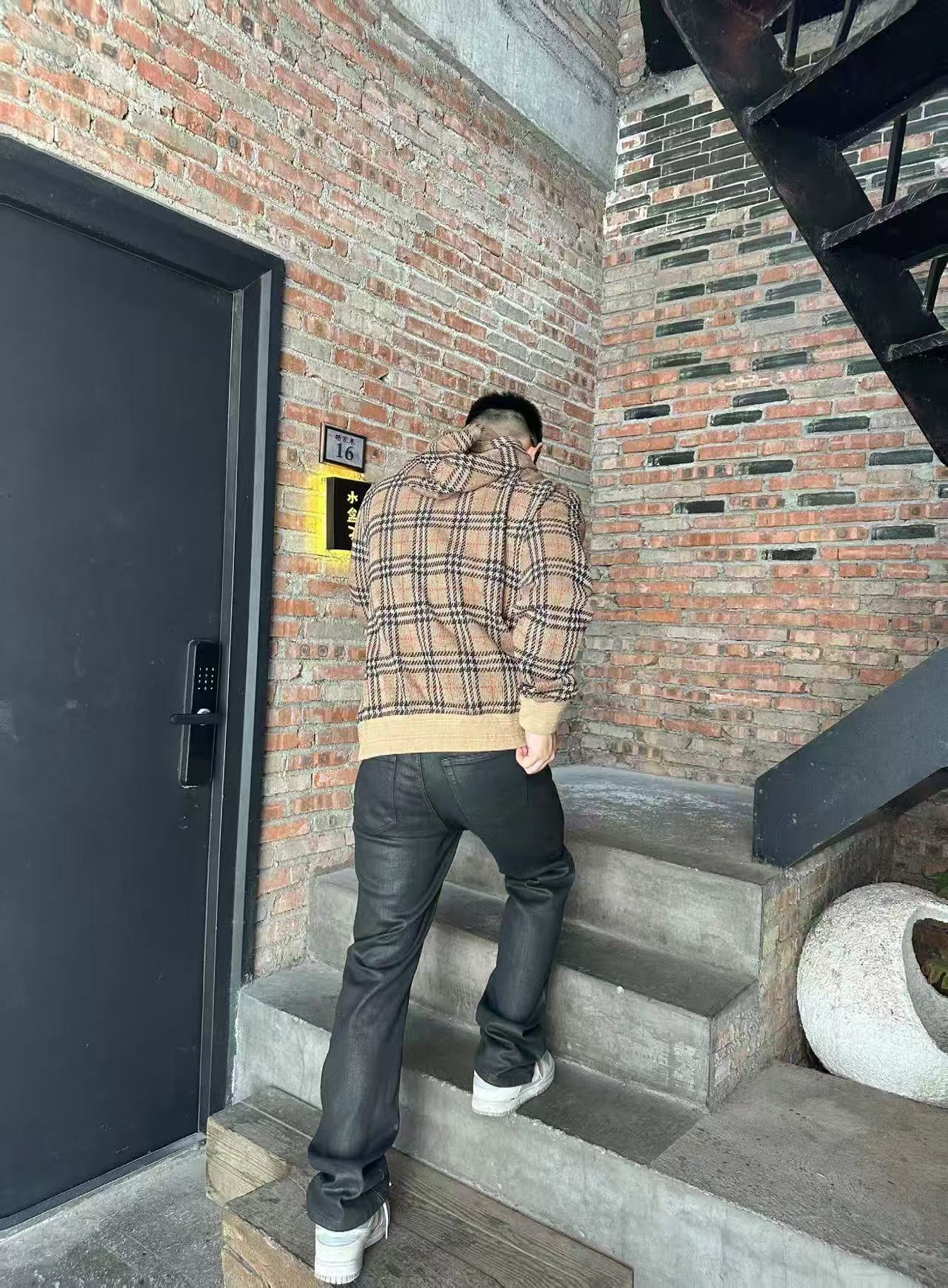 체인2호 / 버버리 남성 후드 점퍼