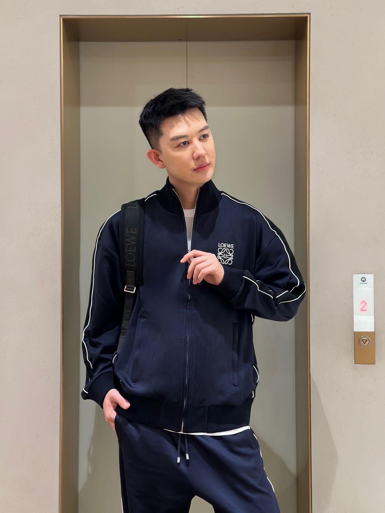 체인2호 / 로에베 남성 집업 코트