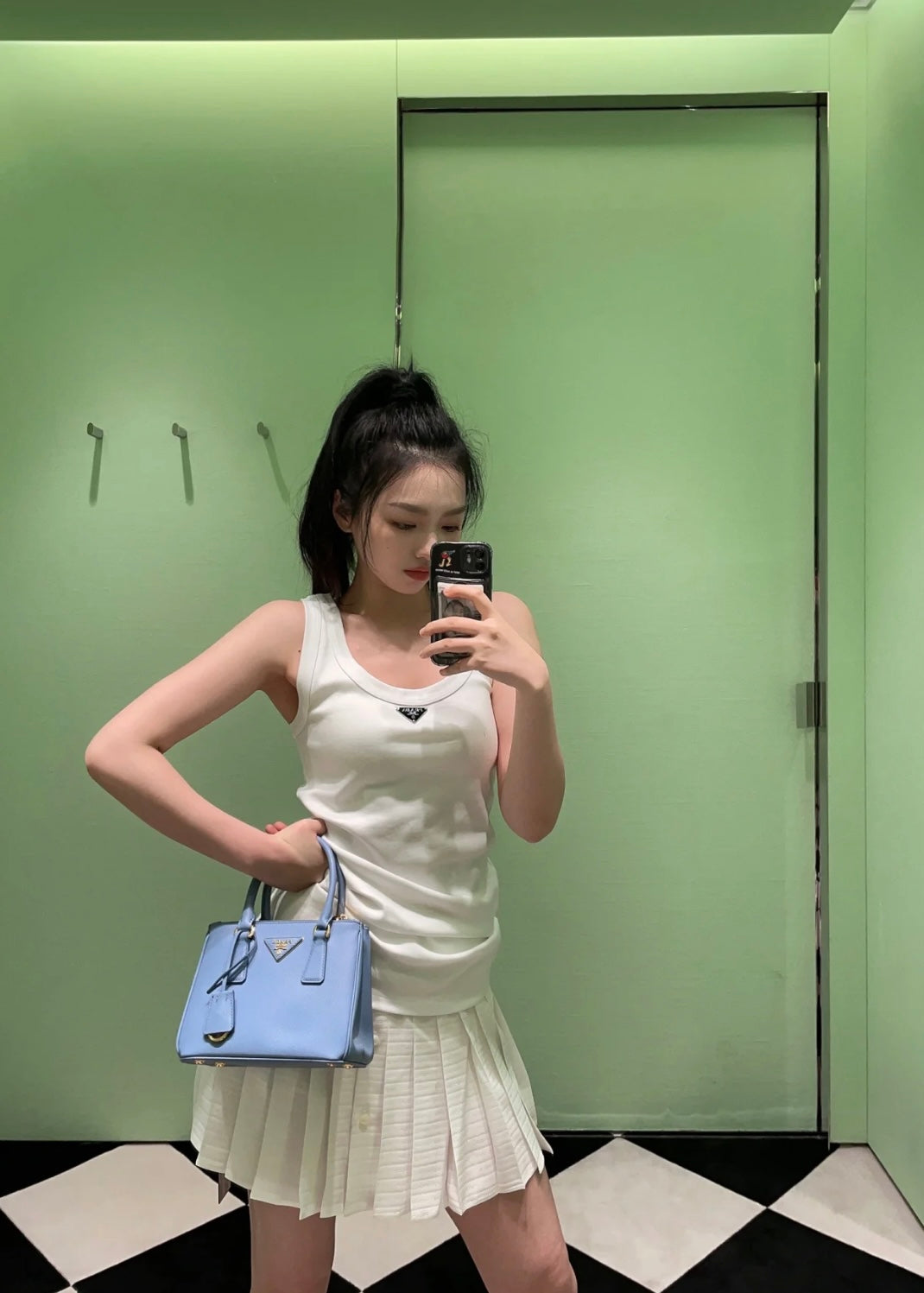 TJ셀러 / 프라다 여성 여름 조끼