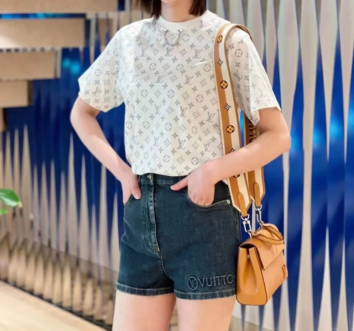 TJ셀러 / 루이비통 여성 반팔 티셔츠