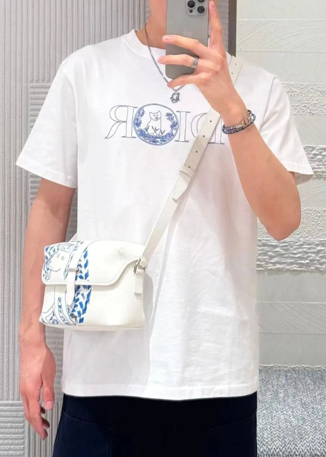 TJ셀러 / 디올 남성 반팔 티셔츠