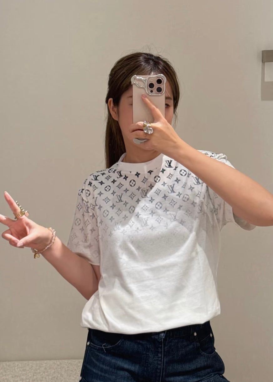 TJ셀러 / 루이비통 남성 반팔 티셔츠