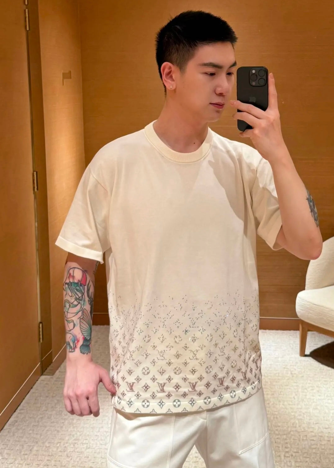 TJ셀러 / 루이비통 남성 반팔