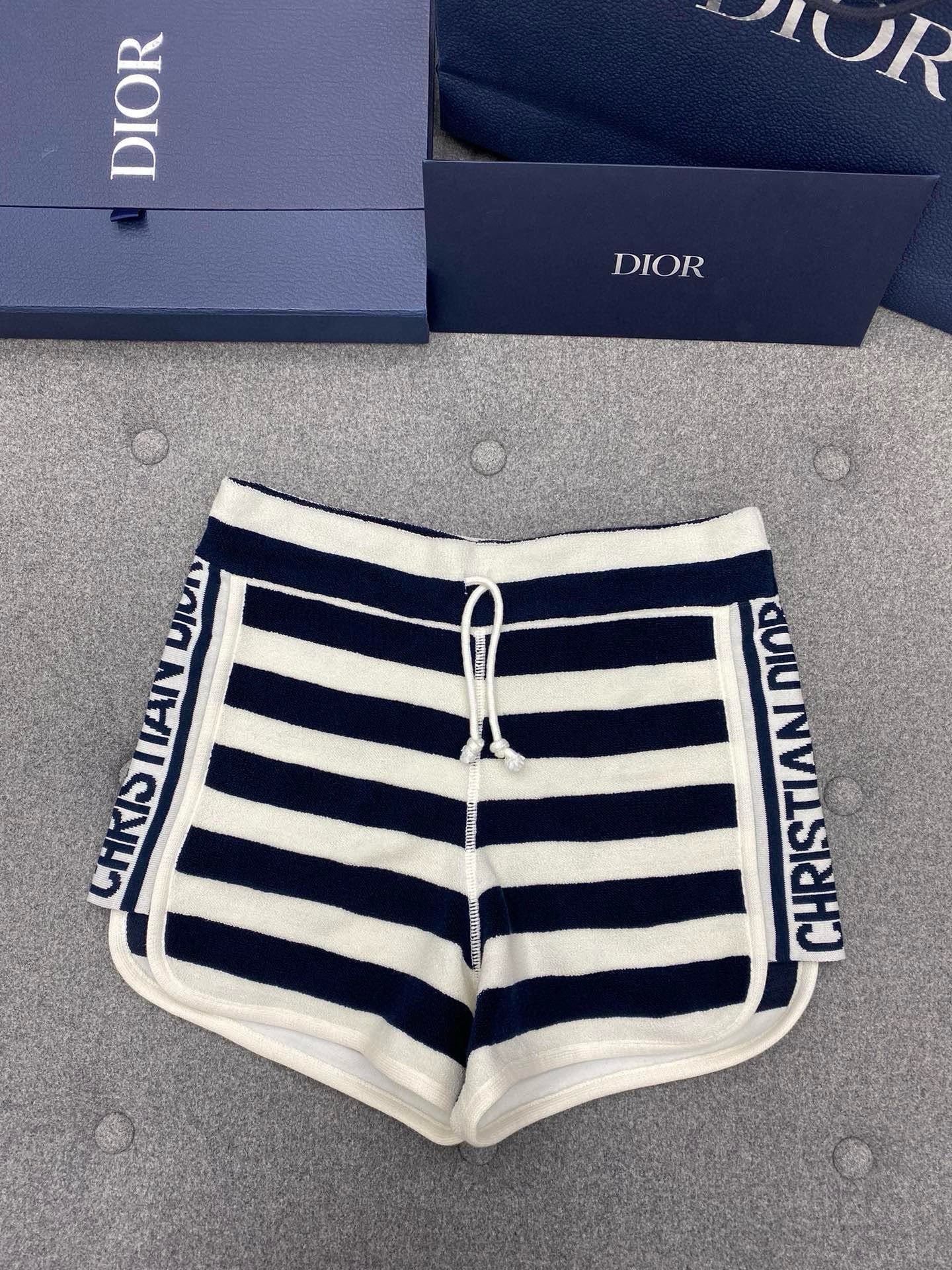 TJ셀러 / 디올 여성 반바지