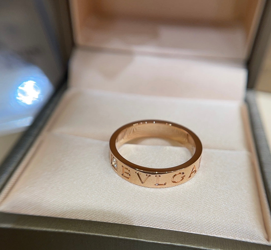 보스 악세사리 / BVLGARI 여성 반지
