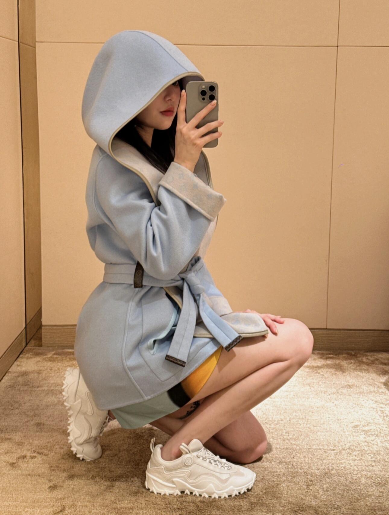 R공장 / 루이비통 여성 후드 코트