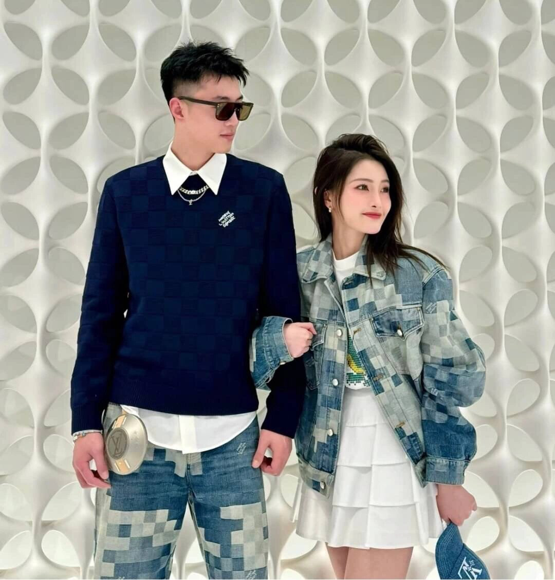 R공장 / 루이비통 남성 여성 니트