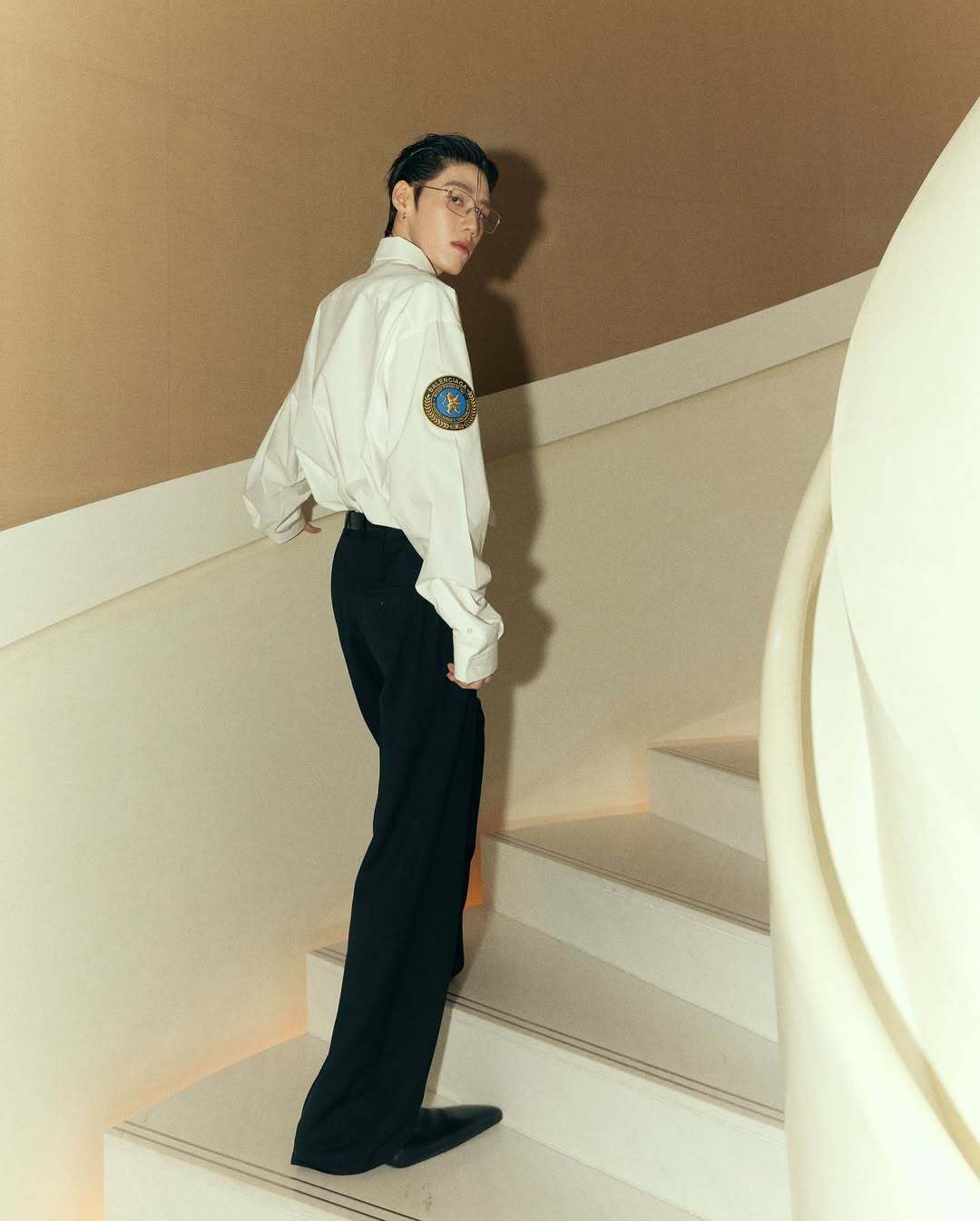 BVG / 발렌시아가 남성 여성 셔츠