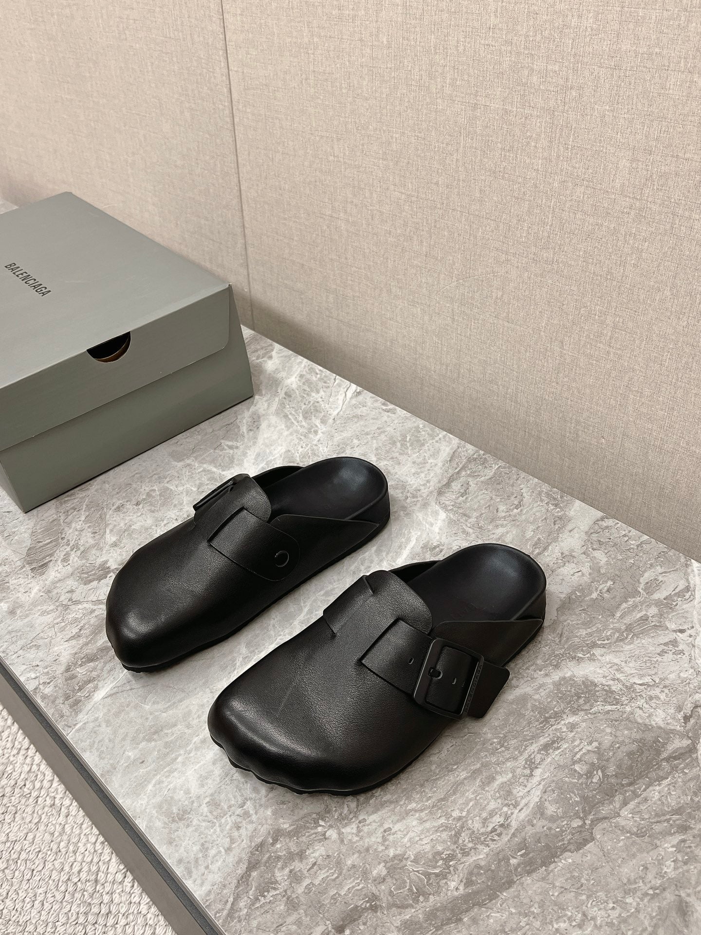 빙 공장 / 발렌시아가 남성 여성 슬리퍼