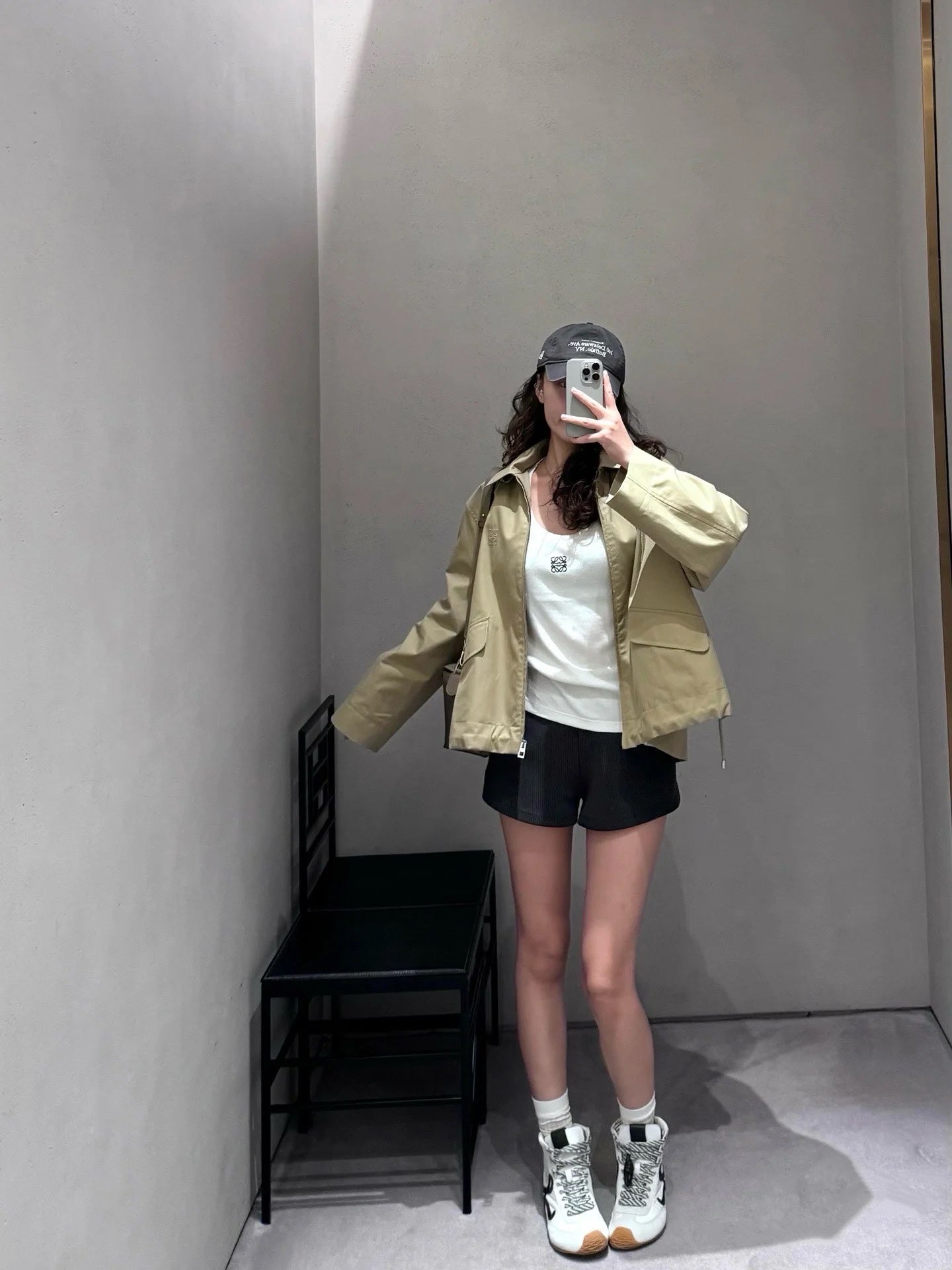 티모 공장 / 로에베 여성 코트